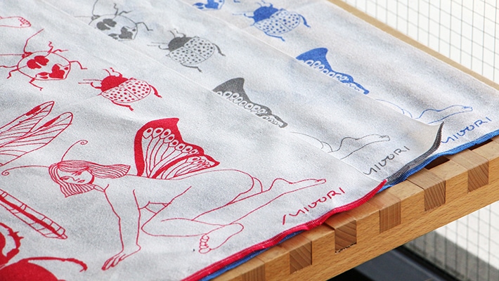 Mitsuko 雑貨 Amazon | HJ64 1/64 ミツビシ Lancer RS Evolution III/頭文字 D VS